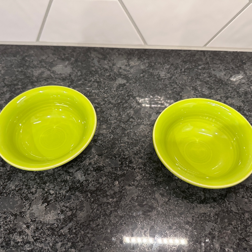 Fiesta Lemongrass 9 oz Fruit Bowl (2)